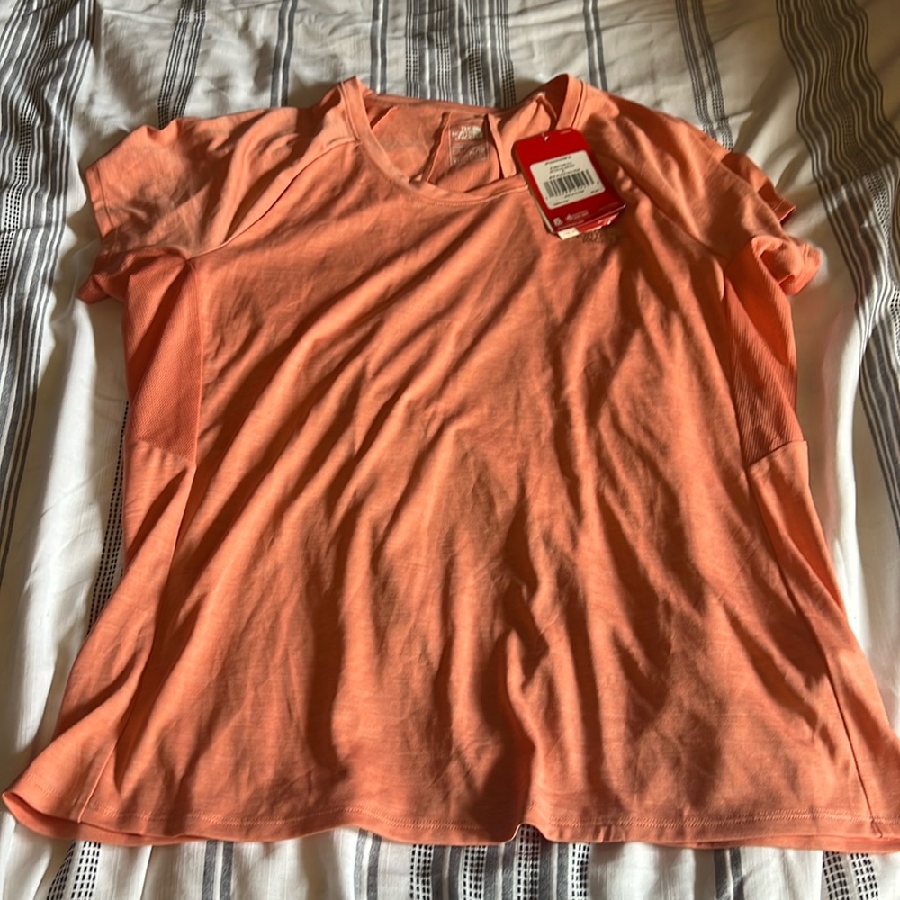 NWT The North Face Ambition Athletic/Running Shirt